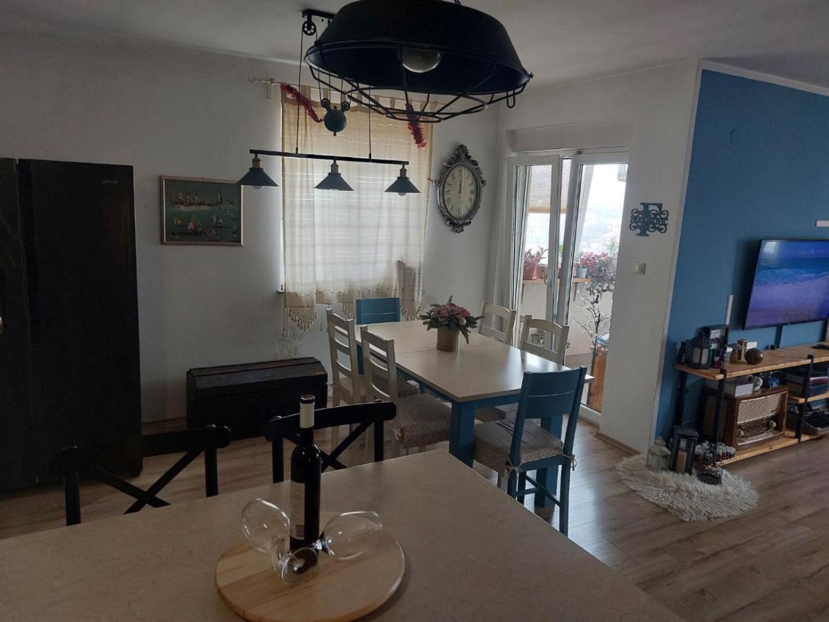 Apartments Franny Novi Vinodolski Esterno foto
